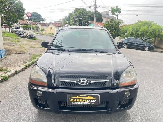 HYUNDAI TUCSON 2.0 MPFI GL 16V 142CV 2WD GASOLINA 4P MANUAL HYUNDAI TUCSON 2.0 MPFI GL 16V 142CV 2WD GASOLINA 4P MANUAL